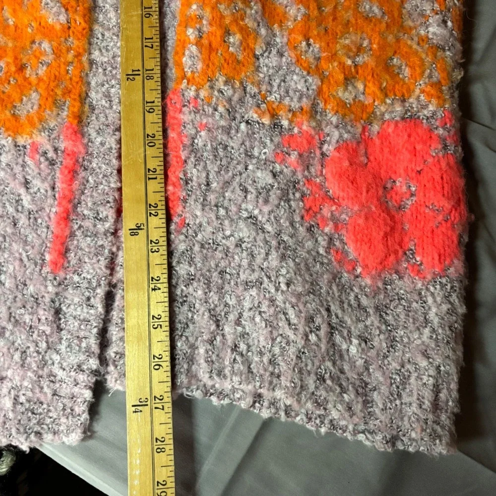 Free People Gather Me CLose Cardigan Womens XS Pink Orange Floral Knit‎ Sweater